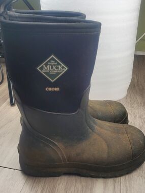 Muck Chore Mid Waterproof Rubber Work Boots Black Men's 6 Women's 7